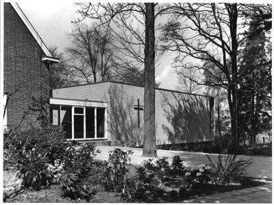 162224 Nieuwbouw van kapel en recreatiezaal (benedenverdieping) van Huize Herwarden, te Berg en Dal bij Nijmegen