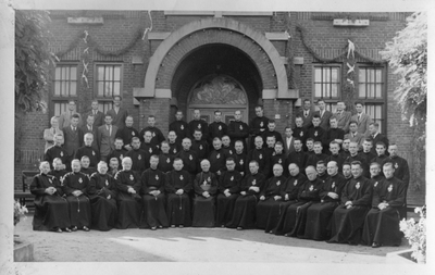 276192 Viering van het 25-jarig jubileum van het klooster Maria-Hoop (Echt)