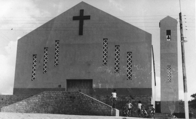 187066 Grote kerk te Aroeiras (Brazilië)
