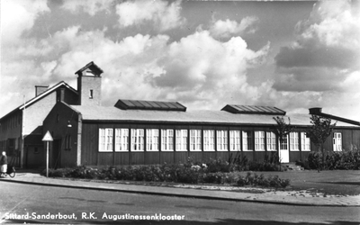 102115 De oude Augustinusschool als noodgebouw te Sittard