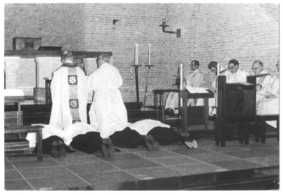 216111 Maagdenwijding in de kapel van priorij Fons Vitae te Heesch