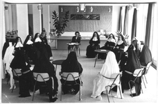 156099 Vergadering van monialen in Werkhoven