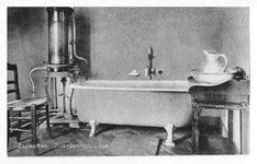 178065 Badkamer in het Piusgesticht te Lisse