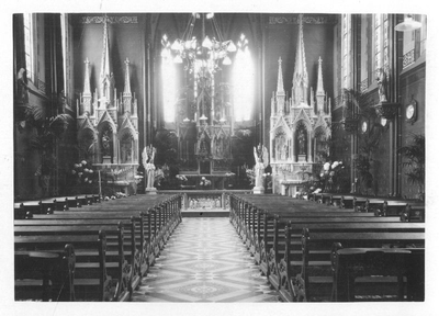 184019 Interieur kapel van het Liefdegesticht te Breda