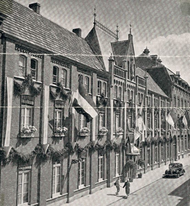 112073 Bisschoppelijk College, [Sint Christoffelstraat], Roermond