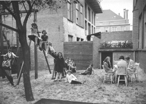 222026 Clubwerk en kinderspeelplaats in de Elandstraat, Den Haag