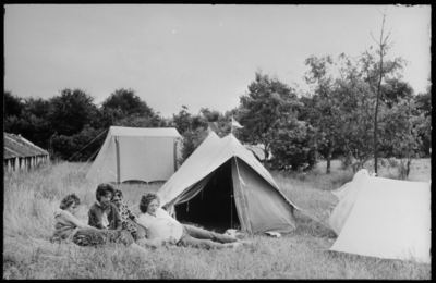 090 - Kamperen in tent
