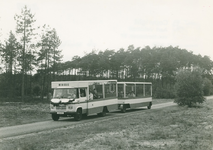 12958 - met de minibus door de bossen rond Nunspeet; minibus eigendom dhr W.A. van Bentum