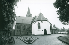 13332 - N.H. kerk; gerestaureerd