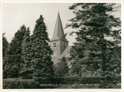 5724 - De Oude Hervormde Kerk te Ermelo