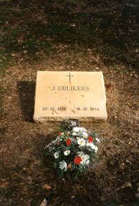 286_001_13 Grafsteen van Josef Gulikers