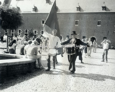 EHC-0000048 Feestelijkheden ter gelegenheid van de opening van het Straattheaterfestival in 1987