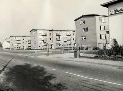 EHC-0001111 Flat- gebouwen in de wijk Krawinkel