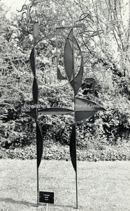 EHC-0002101 Burgemeester Damenpark: Openluchttentoonstelling beeldhouwkunst +/- 1969