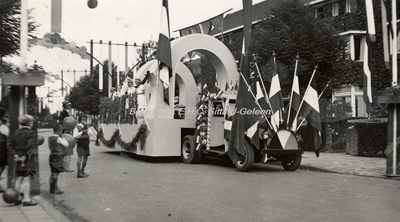 EHC-0002194 Optocht ter gelegenheid van het 40-jarig regeringsjubileum van Koningin Wilhelmina in 1938 door de Prins de ...