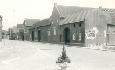 392_02_120 Monumentale panden Everstraat 4, 6, 8 en 10. Pand Everstraat 6 is van de monumentenlijst afgevoerd en zal te ...