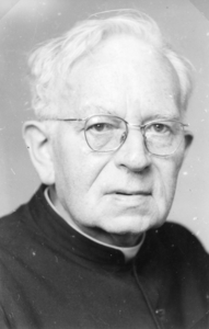 403_02_220 Pater M. Molenaar. Missionaris van het H. Hart M.S.C.