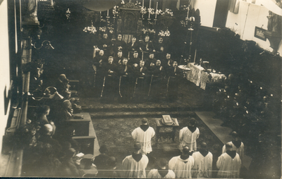 407_0440 Priesterwijding van Falco Wagemans in de Kloosterkapel te Weert 