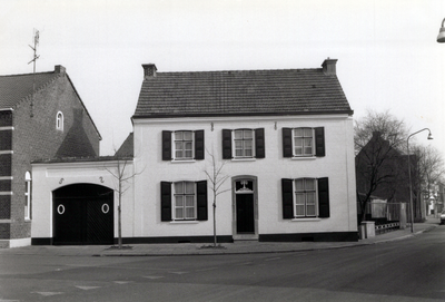 EHC-0005090 Het tegenwoordige huis waar Bichta Bier gevestigd was, nu bewoond door de Familie Gerrit Hostede