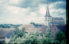 415_02_001 Sacramentsprocessie in de Parochie H. H. Marcellinus & Petrus in Oud Geleen, zondag 30 mei 1948