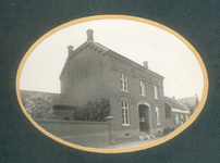 511_061 Voormalige Limburgse Gemeentehuizen 1922Voormalig Gemeentehuis te Meerloo uit de jaren 20. Foto is afkomstig ...