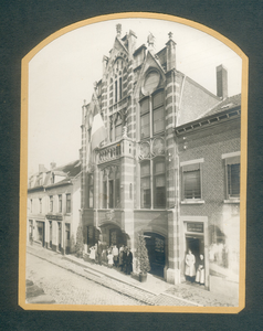 511_062 Voormalige Limburgse Gemeentehuizen 1922Voormalig Gemeentehuis te Meerssen uit de jaren 20. Foto is afkomstig ...
