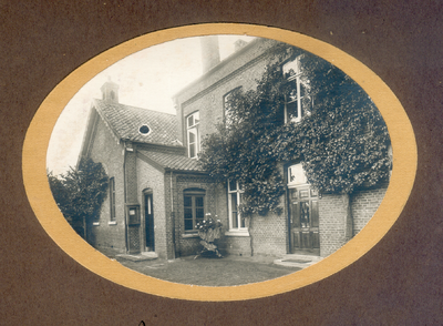 511_123 Voormalige Limburgse Gemeentehuizen 1922Voormalig Gemeentehuis te Wijnandsrade uit de jaren 20. Foto is ...