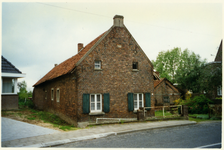 512_065 Woonhuis, voormalige boerderij, gelegen Dorpstraat 32 te Buchten. Dit is een orgineel traditioneel boerderijtje ...