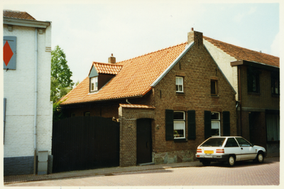 512_100 Martinusstraat 14 te Holtum 1 juni 2000