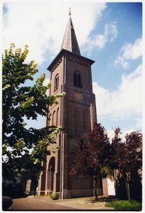 512_281 Voormalige Kerktoren gelegen aan de Ecrevissestraat te ObbichtNeogotische Kerktoren. Restant van een oude ...