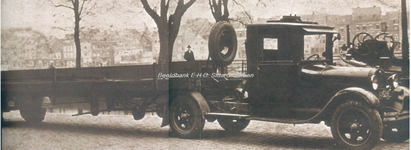 EHC-0012258 Een speciale transporteenheid voor het vervoer van stalen balken van de Firma Lommaert. De Firma Lommaert ...