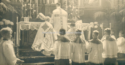 EHC-0012817 Eerste H. Mis van Neomist Harie van Sloun opgedragen in de Parochiekerk St. Martinus te Born.
