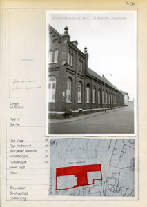 031. Hoek Kapittelstraat 6 en Deken Tijssenstraat. De oude Stadsschool welke in 1974 diende als huisvesting van de ...