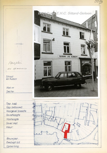 093. Kerkplein hoek Kerkstraatje 5 met Slagerij Jos SchmeitsStraatbeeld met gevelaanzicht en eronder de kadastrale ...