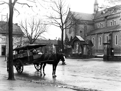 ehc_gp_102 Voor de kerk 25-11-1932