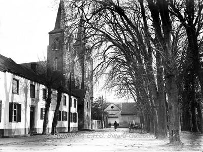 ehc_gp_118 Woningen bij de kerk 29-10-1937