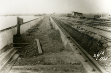 751_015 Het verschuiven van betonkraan over een afstand van ca. 5 meter (gewicht ruim 80.000 kg) 26 februari 1935