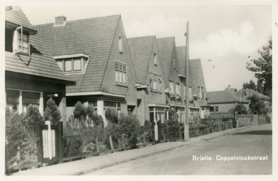 PB0655 Kijkje in de Coppelstockstraat, ca. 1953