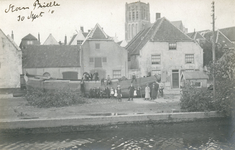 PB0827 De storm van 1911 had een beurtschip op de Turfkade geworpen, 30 september 1911