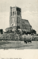 PB0876 Kijkje op de St. Catharijnekerk, ca. 1904
