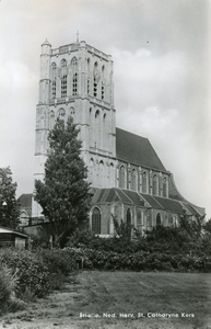 PB0881 Kijkje op de St. Catharijnekerk, 1963