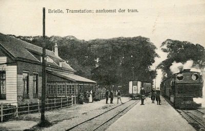 PB0987 Het tramstation van Brielle, ca. 1907