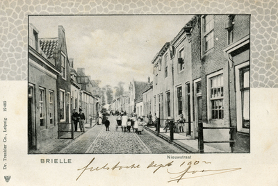 PB1115 Kijkje in de Nieuwstraat, ca. 1902