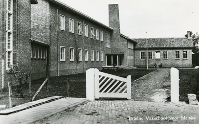 PB1269 De Meisjesvakschool, ca. 1957