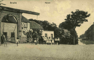 PB1433 De Kaaibrug en Hotel Tekke, ca. 1914