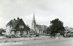 PB2531 Woonhuis tussen de Groene kruisweg en de Molenstraat, en de kerk op de achtergrond, 1965