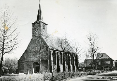 PB2704 De kerk van Heenvliet, ca. 1973