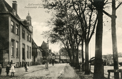 PB3162 Kijkje op de Oostzanddijk, met links het Landhuis en op de achtergrond het Baantje, 1916