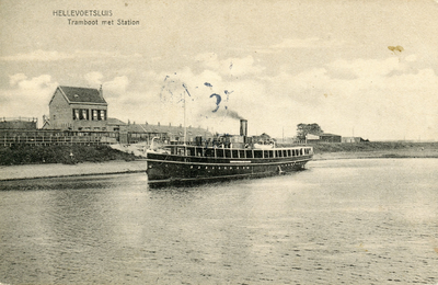 PB3256 De RTM-tramboot bij het tramstation, 1913