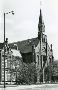 PB3262 De katholieke kerk, ca. 1972